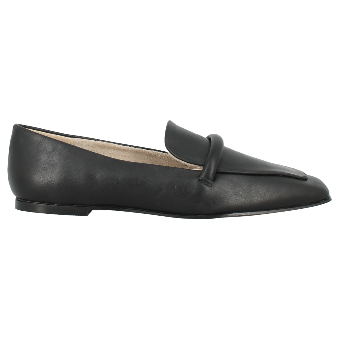 IQSHOES 107.C1130 Μαύρο Γυναικείο Μοκασίνι