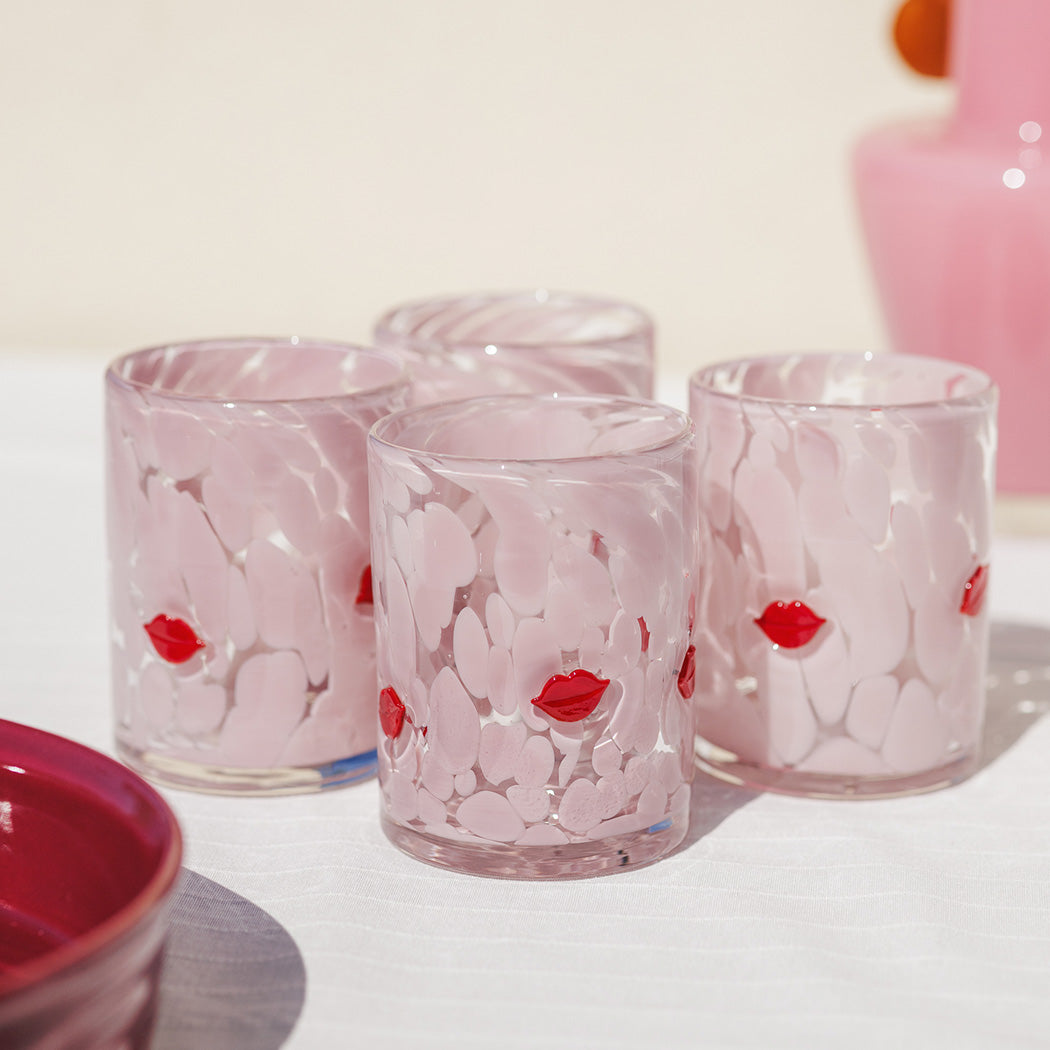 KOART| Smooch Σετ 4 Ροζ Γυάλινα Ποτήρια με Σχέδιο Χείλη 420ml
