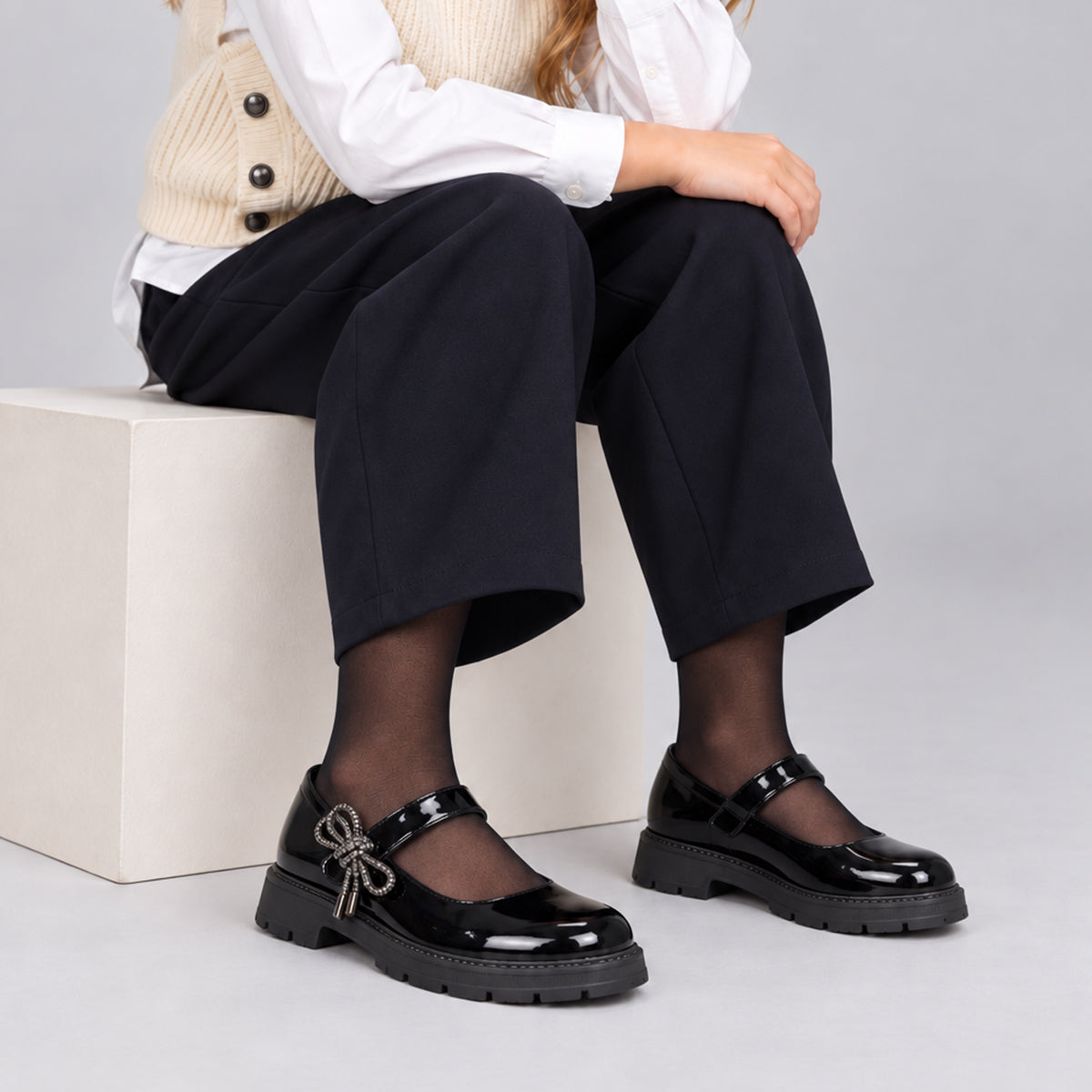 IQKIDS 19.MARILISA-205 Mαύρο Loafer Για Κορίτσια Με Μπαρέτα
